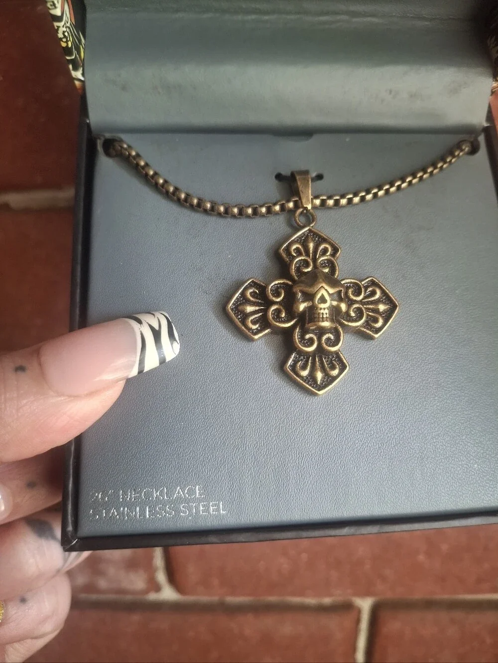 Ed Hardy skull cross necklace